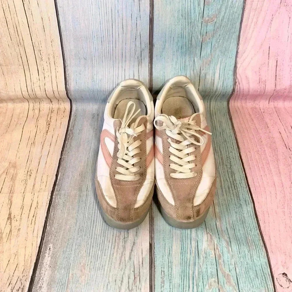 Pink and white womens tretorn sneakers - Picture 2 of 11